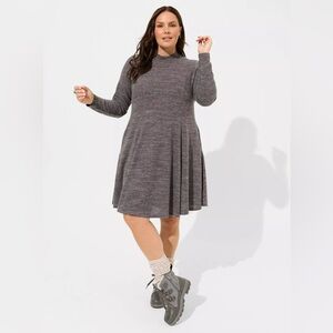 Torrid Knee Length Mock Neck Fit N Flare Dress Size 1 1X Soft Knit Long Sleeve